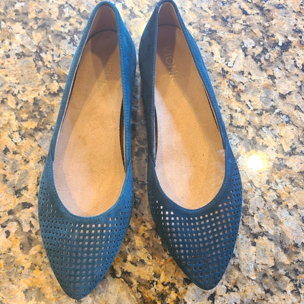 Vionic Posey Perforated pointed toe suede flats
